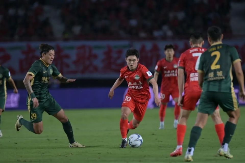 足协杯-王上源钟义浩相互传射河南3-2逆转浙江